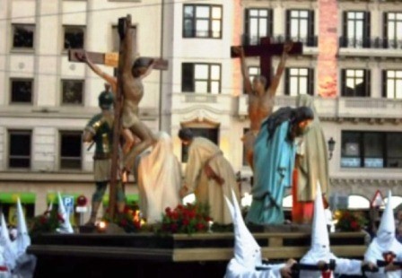 las tres cruces